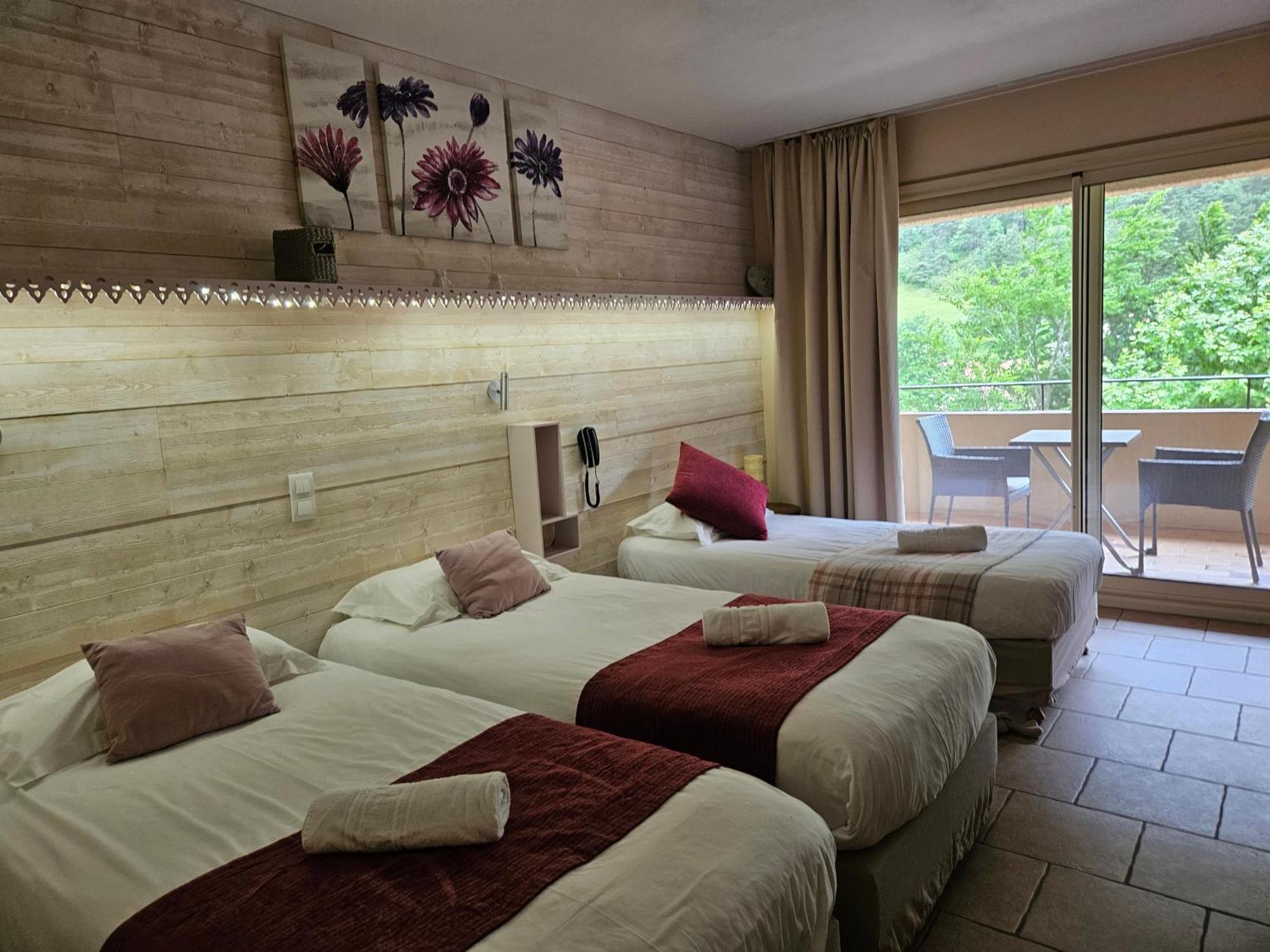 Hotel Le Mont Barral Creyers Exterior foto