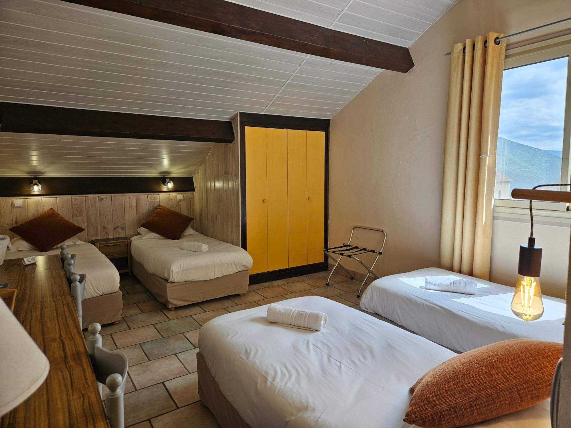 Hotel Le Mont Barral Creyers Exterior foto